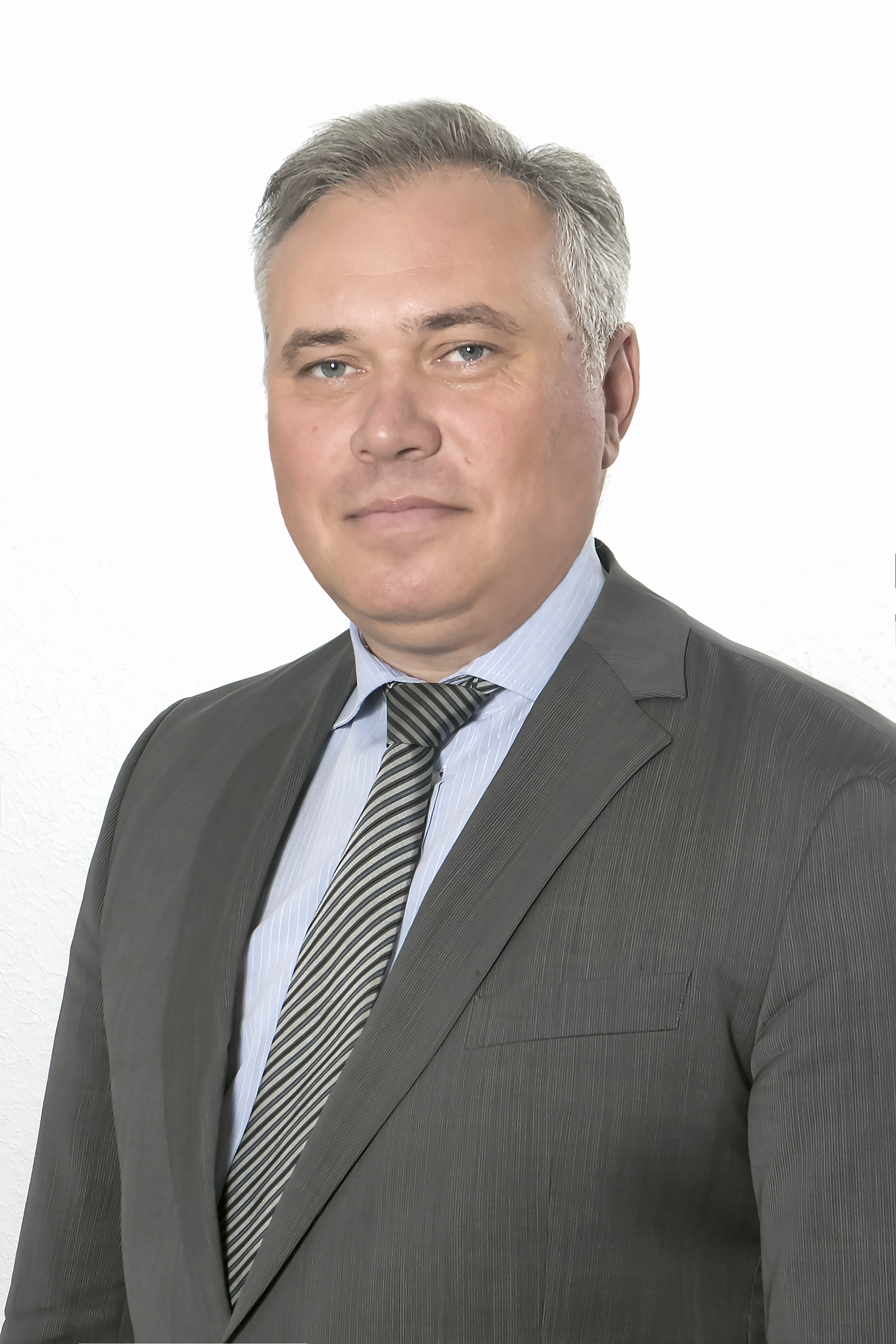Никулин Дмитрий Юрьевич.